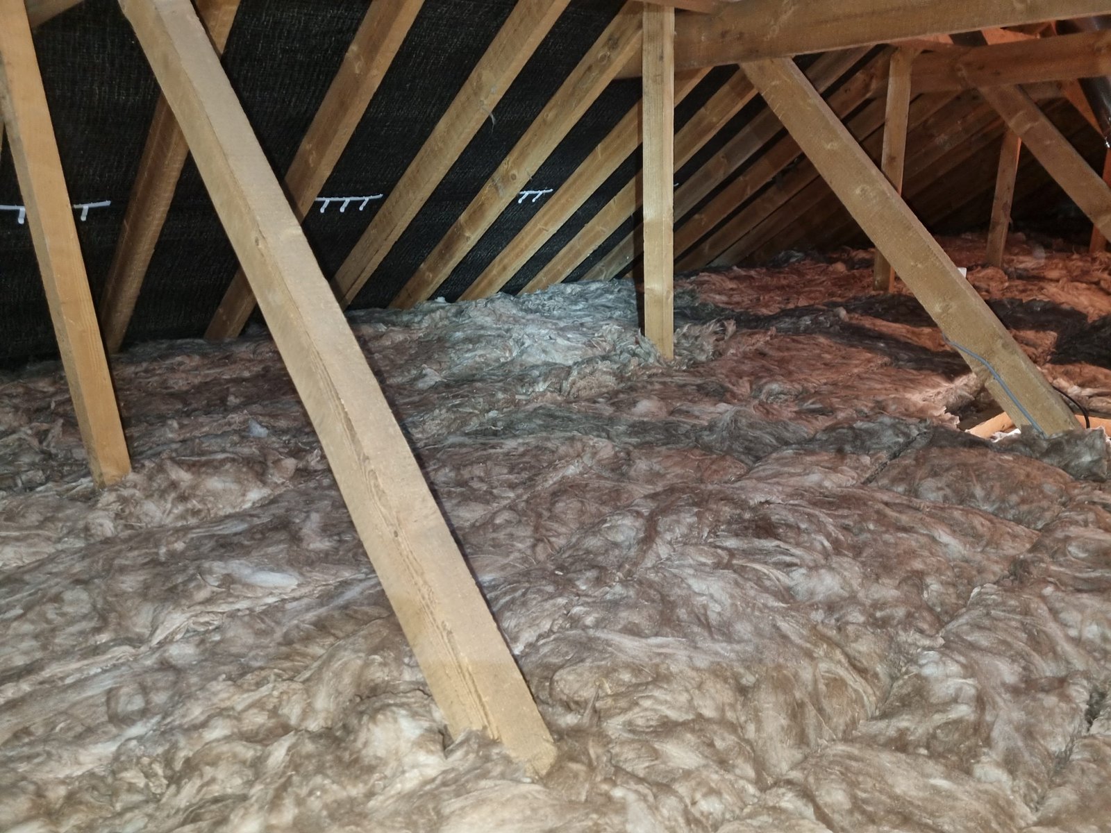 Loft insulation and lap vents